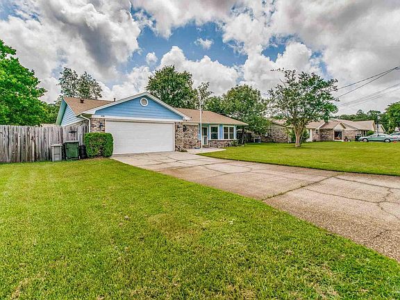 5th image of 658 Cedar Bluff Dr