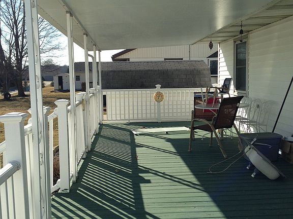 2nd image of 1141 Priscilla Ln