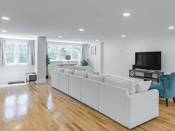 5th image of 4 Ripley Rd