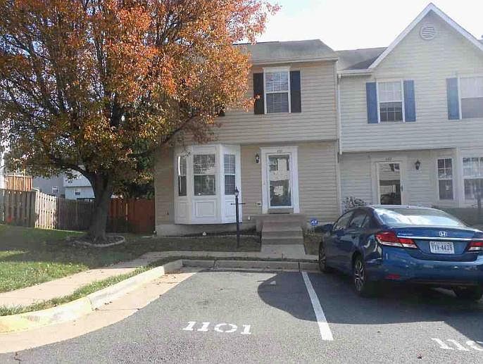 1st image of 1101 Kings Crest Dr