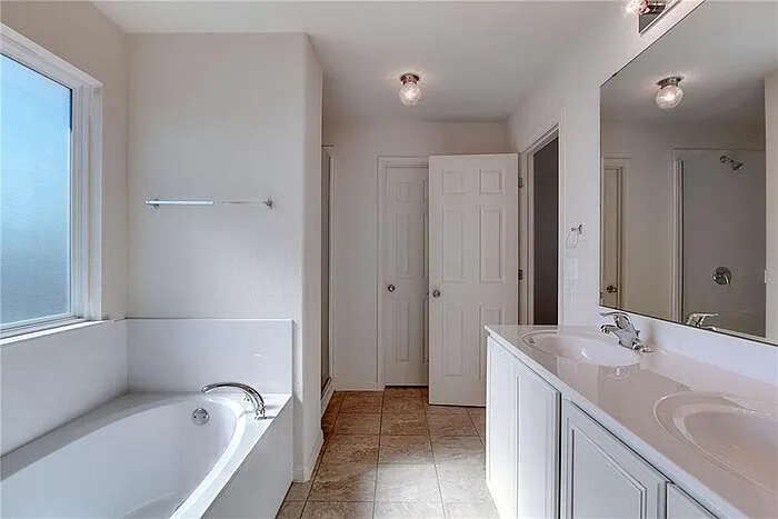 18418 Mammoth Cave Blvd — Photo 25
