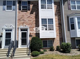 10109 Indigo Dr, Eden Prairie, MN 55347