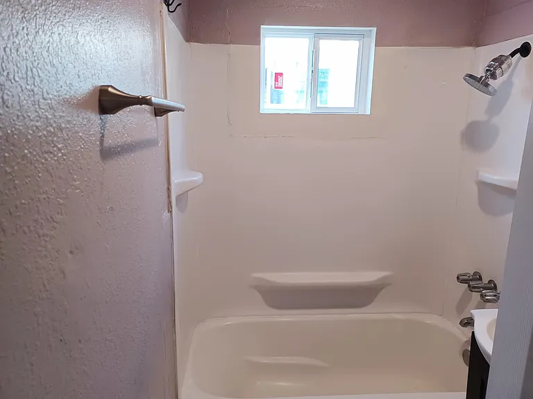 2331 Grand Ave — Photo 6