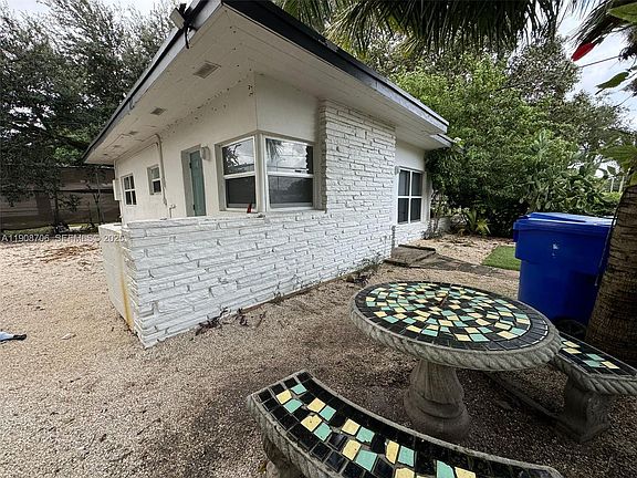 4th image of 5306 NW 18th Ave #1