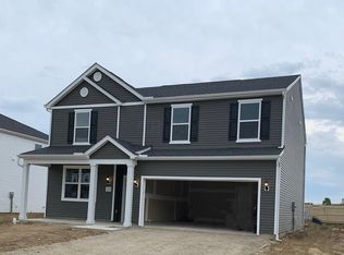 1214 Lake Forest Dr, Hebron, OH 43025