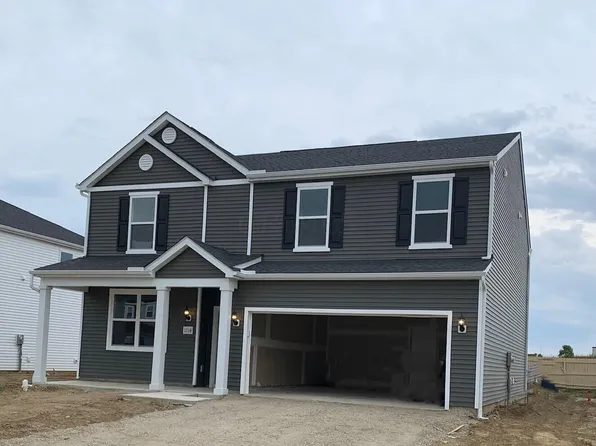 1214 Lake Forest Dr, Hebron, OH 43025