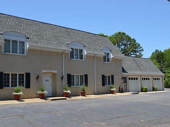 4th image of 509 Belvedere Dr