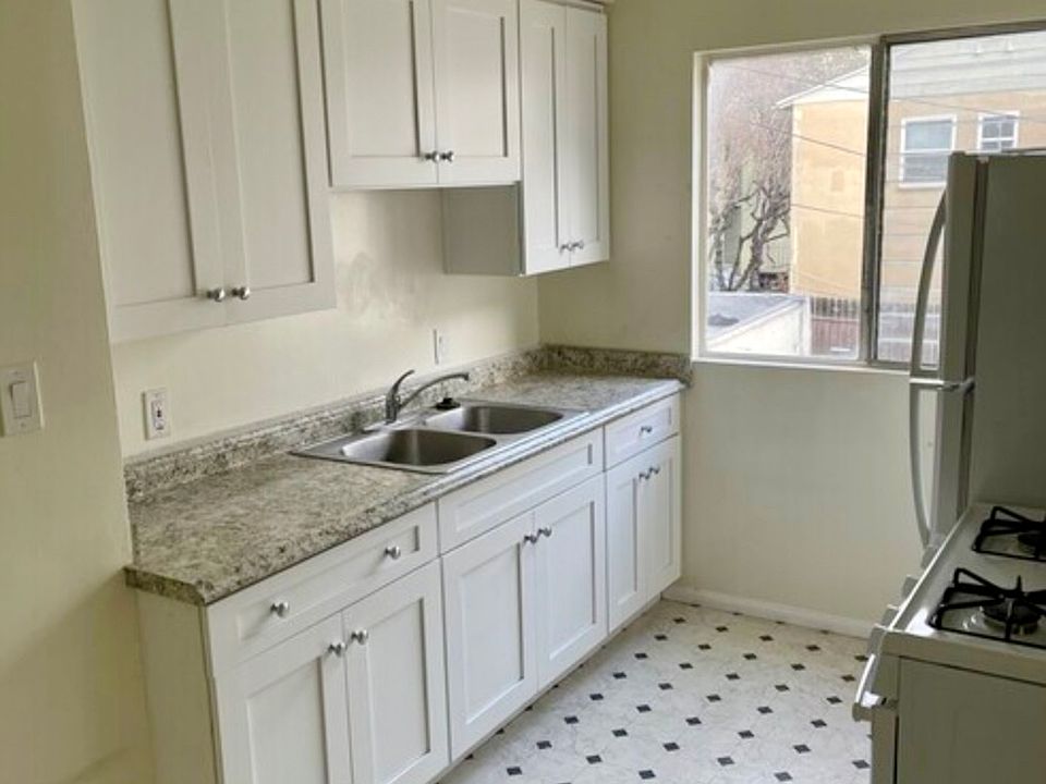 1st image of 747 S Curson Ave APT 5