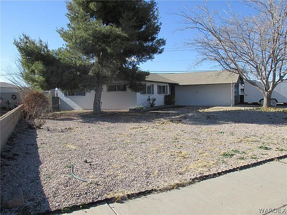 3rd image of 2911 Van Marter Dr