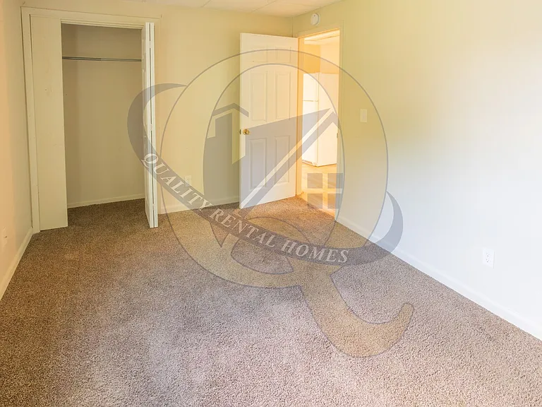 2145 E McLean Ave — Photo 14