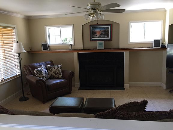 Living room with gas fireplace