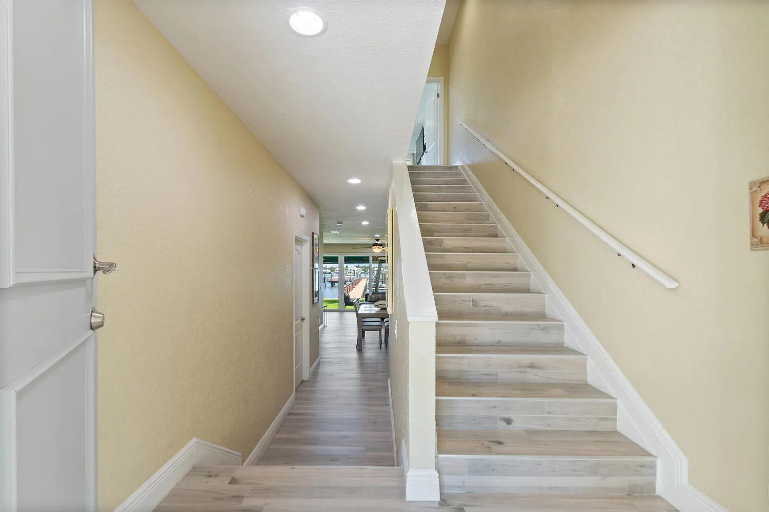 2 bed, 2.5 bath, 1708 sqft, $5,000 — Photo 3