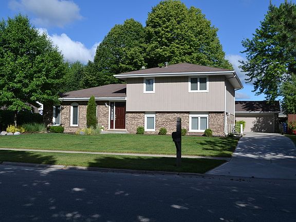 2nd image of 14114 Clearview Dr