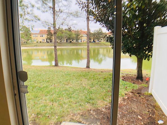 4th image of 3076 Seaview Castle Dr