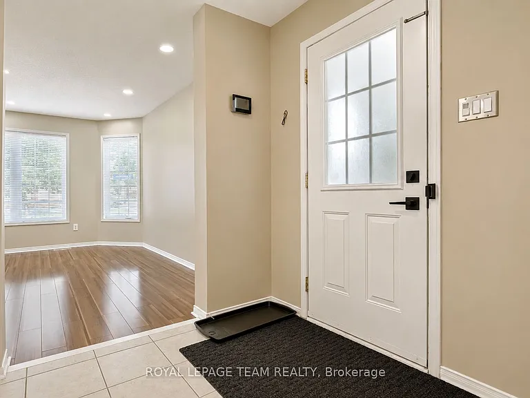 11 Marcay St — Photo 3
