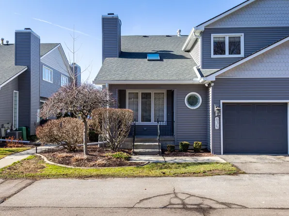 635 S Crooks Rd, Clawson, MI 48017