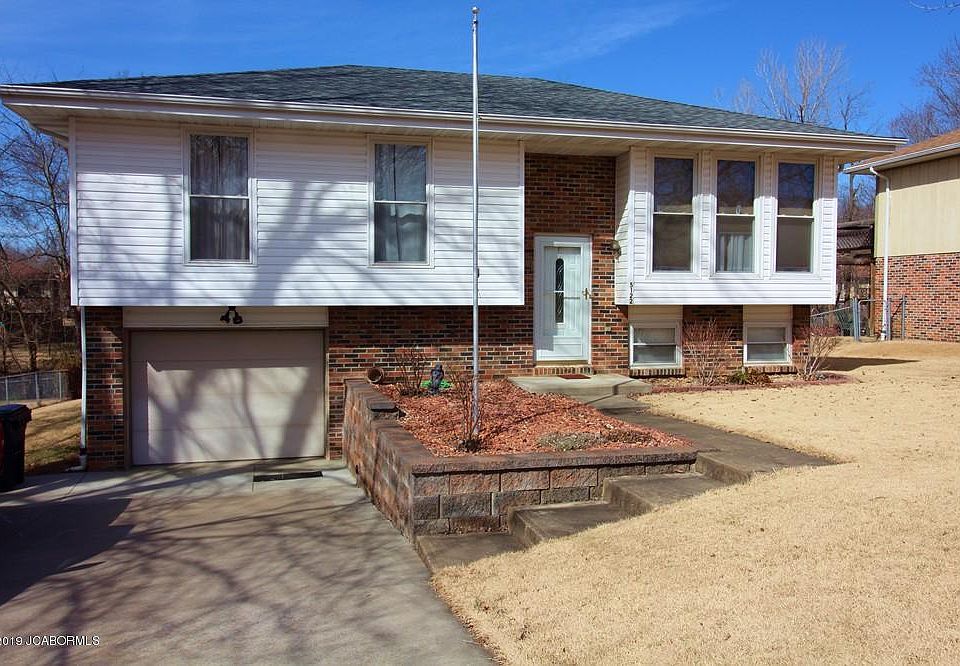 1st image of 5122 Shady Ln