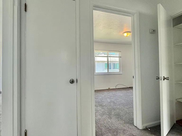 4350 Fleming Ave — Photo 4
