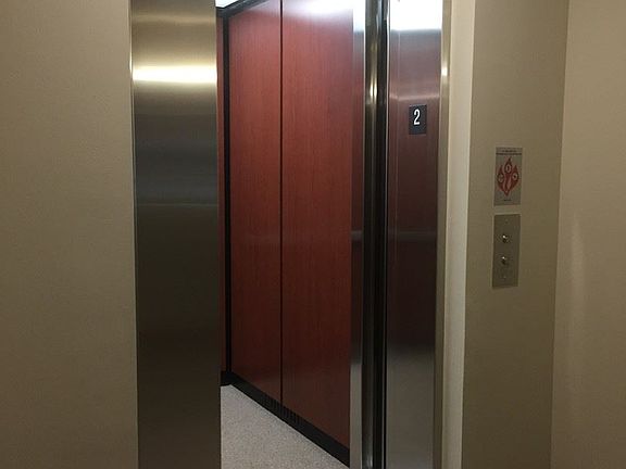 4th image of 1010 Berry Ave APT 107