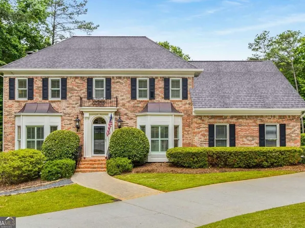 360 Spindle Ct, Sandy Springs, GA 30350