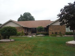20941 N Miles St, Clinton Township, MI 48036