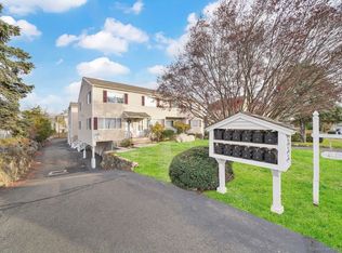 14 Ferris Ave APT 4, Norwalk, CT 06854