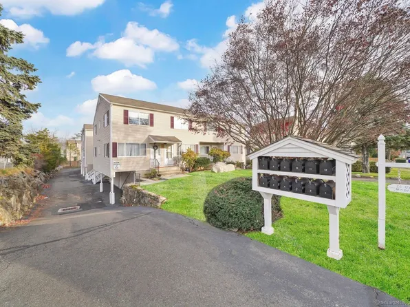14 Ferris Avenue APT 4, Norwalk, CT 06854