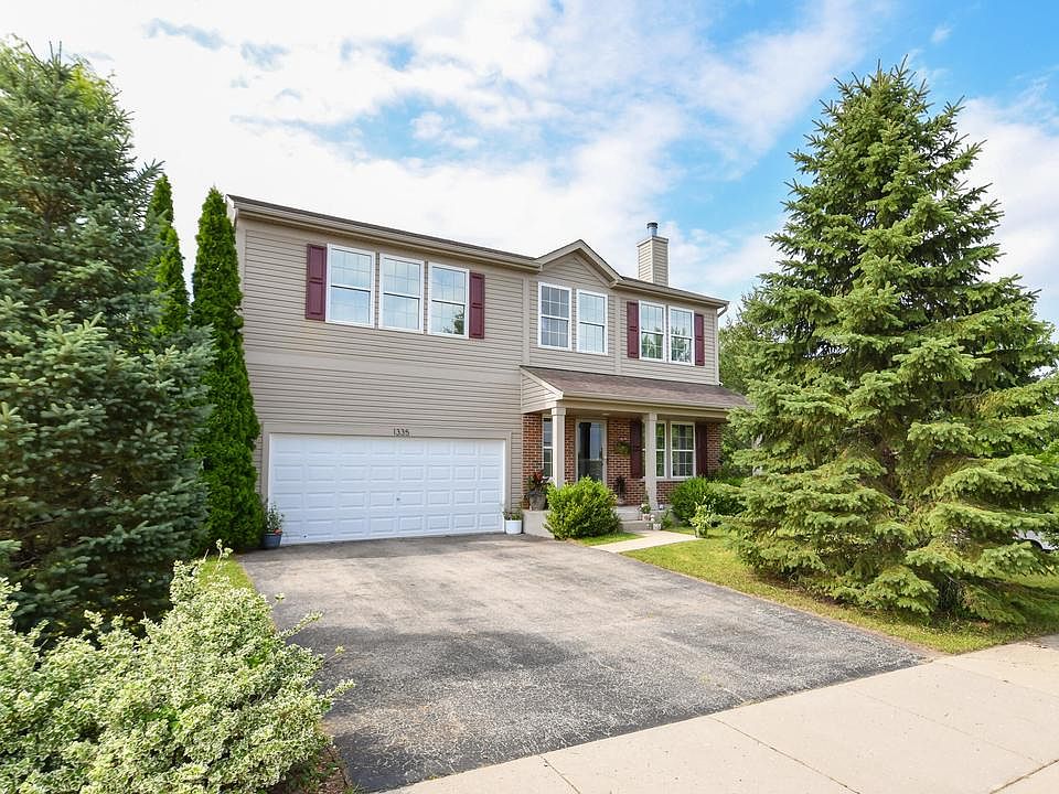 1st image of 1335 E Jakes WAY