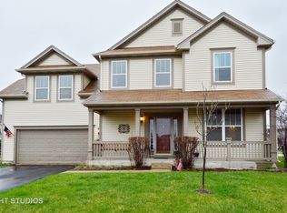 1860 Stirling Ln, Montgomery, IL 60538