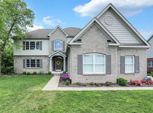 8924 Winterberry Ct, Zionsville, IN 46077