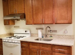 6166 56th St, Maspeth, NY 11378