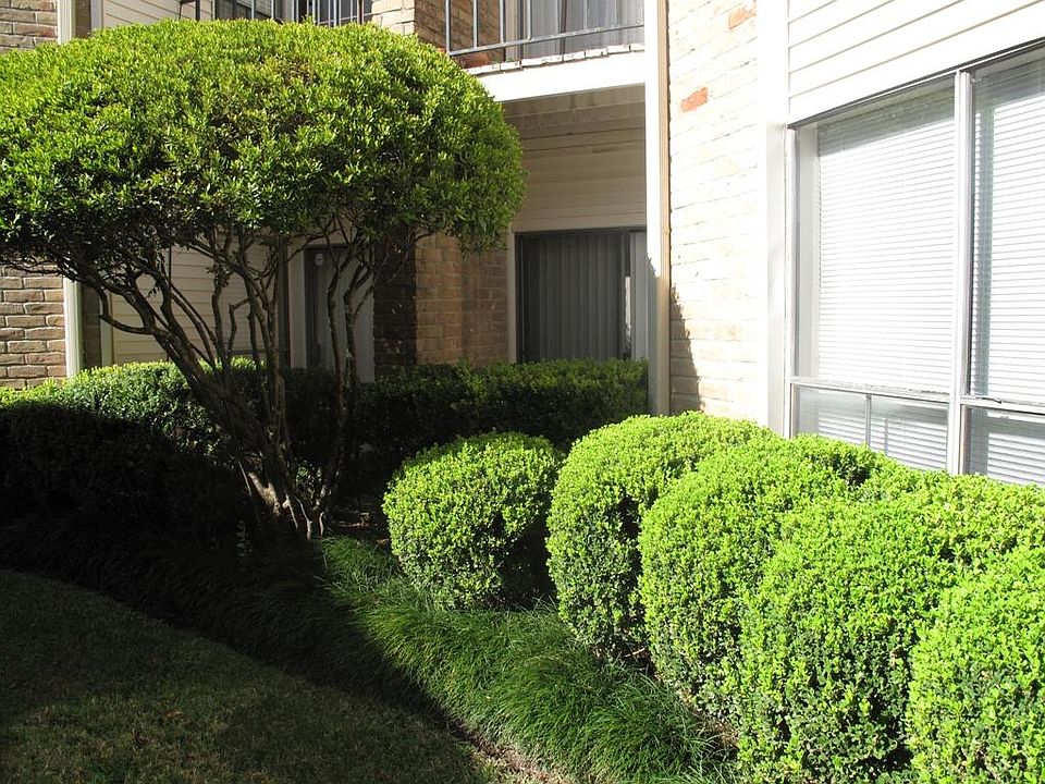 1st image of 3722 Woodchase Dr #63