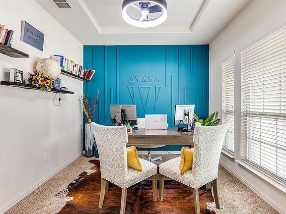 5th image of 9813 Amaranth Dr