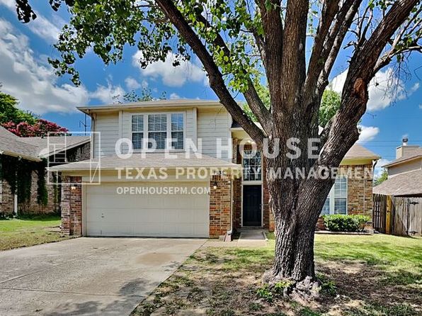 1938 Lilac Ln