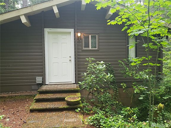 2nd image of 140 N Duckabush Dr W