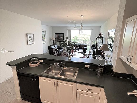 4th image of 8274 N Prestige Commons Dr #8274