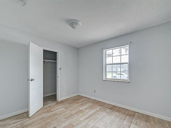 4th image of 3231 Scotch Moss Ln