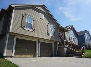 1301 Ragan Dr, Pleasant Hill, MO 64080