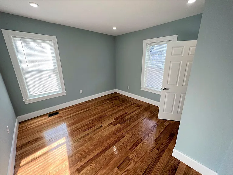 372 Oxford St #4 — Photo 9