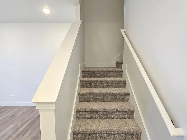 915 W Boxthorn Dr — Photo 10