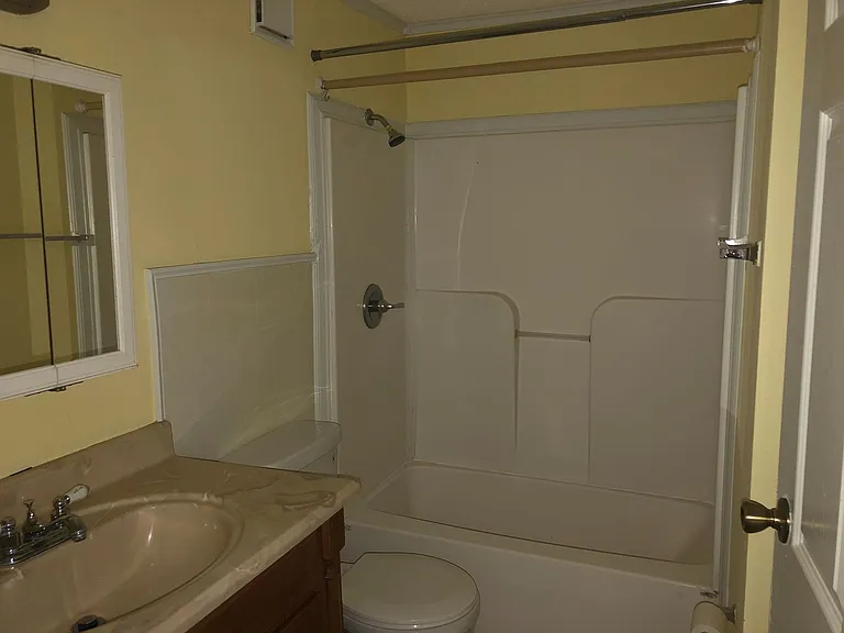 217 Acorn Dr — Photo 27