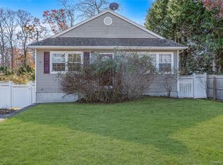 94 Baybright Drive E, Shirley, NY 11967