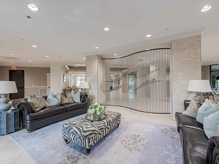 The Apartments at Palladian Place — Photo 33