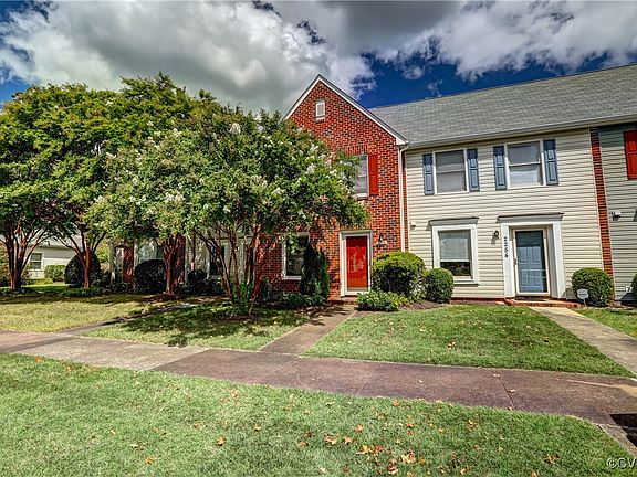 3rd image of 2256 High Bush Cir