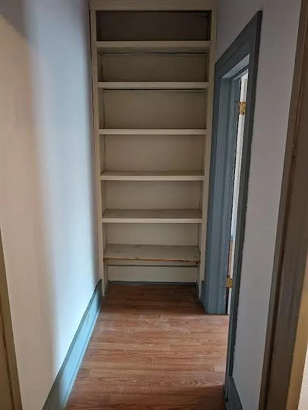 1 bed, 1.0 bath, 800 sqft, $850 — Photo 2