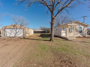 1701 Stevens St, Bridgeport, TX 76426