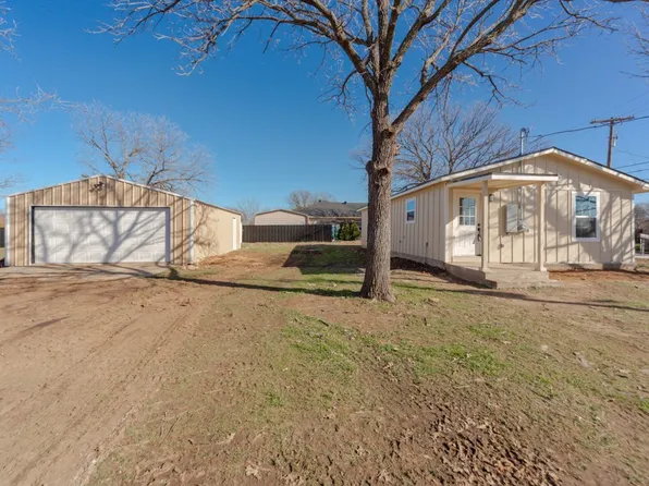 1701 Stevens St, Bridgeport, TX 76426