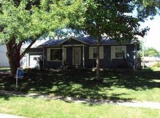 910 Prairie Dr, Lebanon, IN 46052