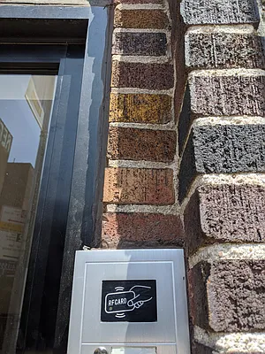 Rented by RealTegrity NY LLC | media 21