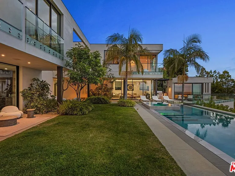 1218 Roberto Ln — Photo 33